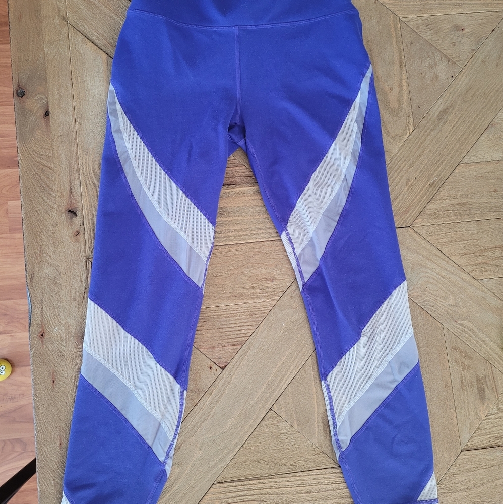 Fabletics Powerhold Leggings